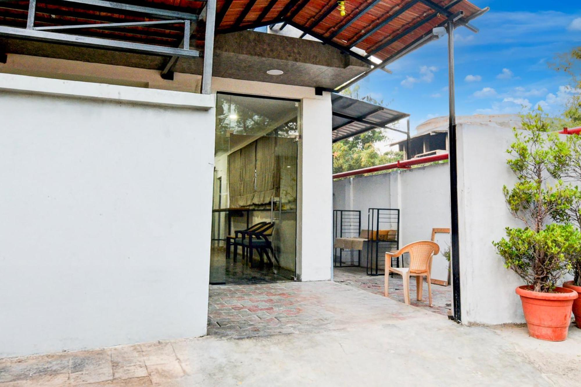 Super Townhouse Unnam Hotels Backside Of Tabala Rasa Pub, Financial District 하이데라바드 외부 사진