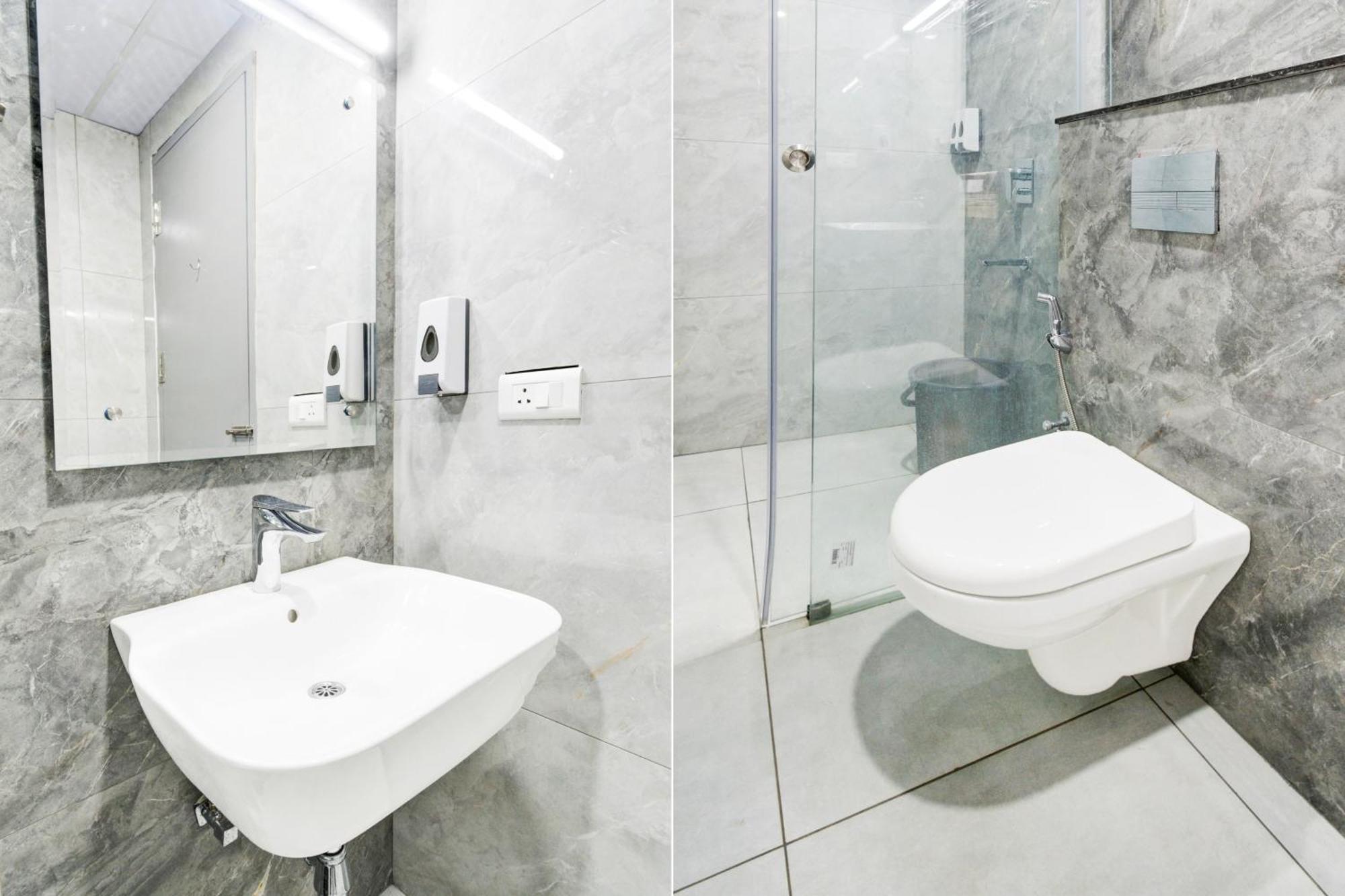 Super Townhouse Unnam Hotels Backside Of Tabala Rasa Pub, Financial District 하이데라바드 외부 사진